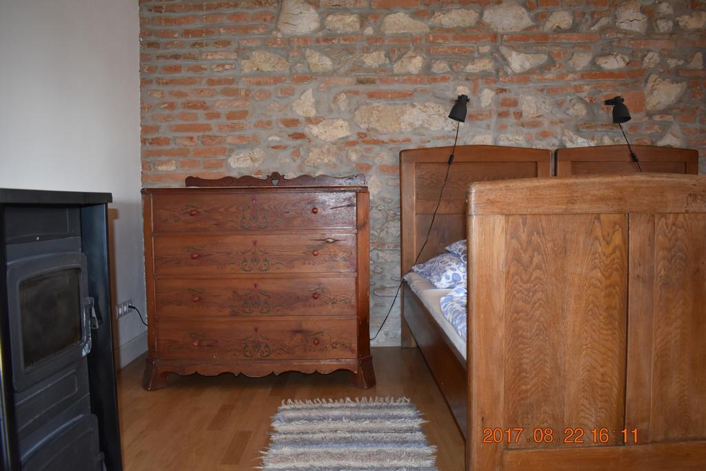 Bagolyvar Fogado- Ujfalusy Marton Vendeghaz Zirc Exterior foto